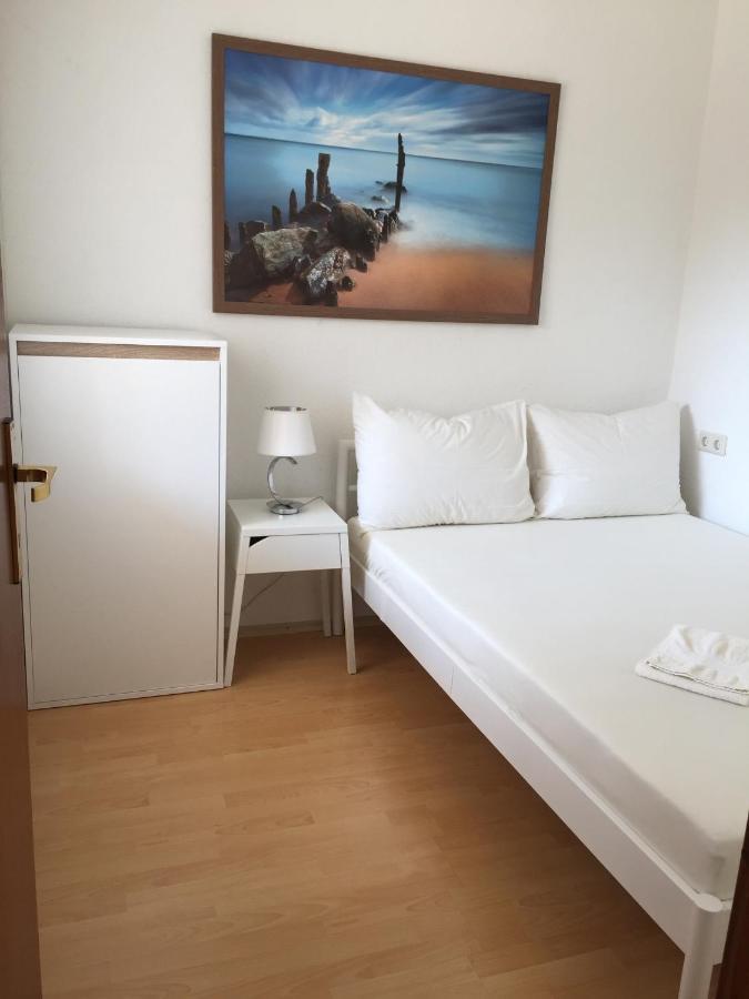 Villa Berlin Bol Eksteriør billede