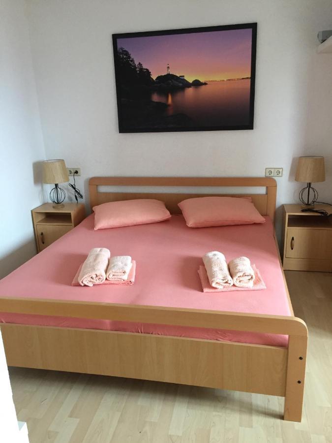 Villa Berlin Bol Eksteriør billede